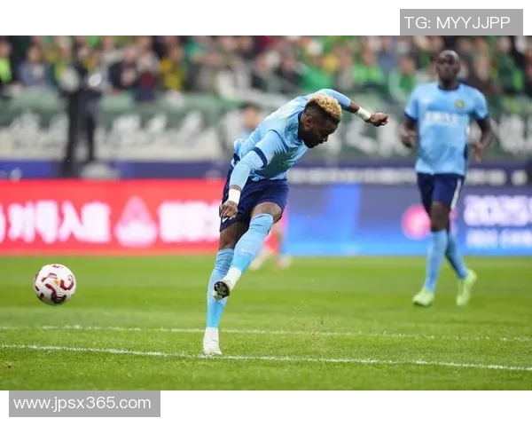 杭州绿城将在下赛季中超联赛中迎接挑战,球队实力有望崭露头角 杭州绿城将在下赛季中超联赛中迎接挑战,球队实力有望崭露头角